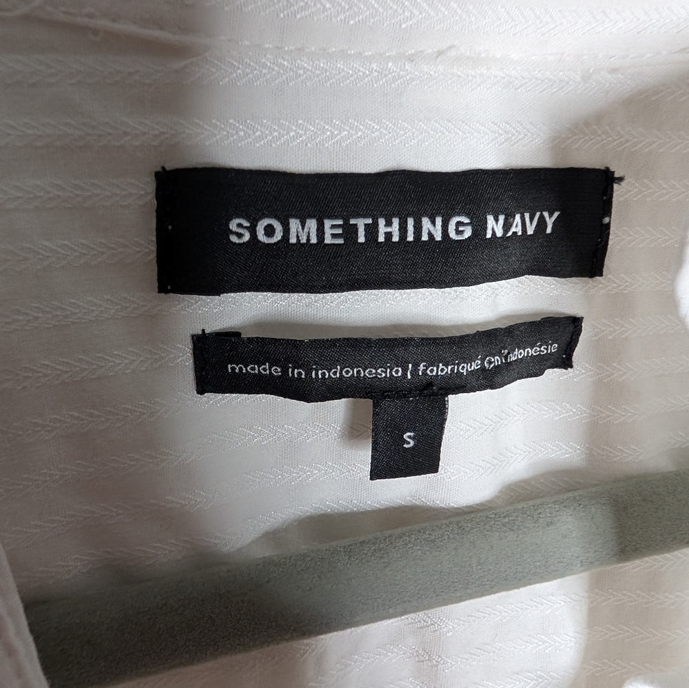 🤍 Something Navy White Textured Button-Front Blo… - image 3